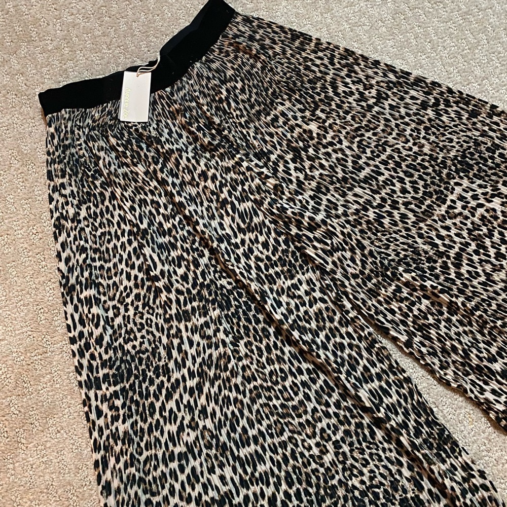 Avenue wide leg dress pants NWT